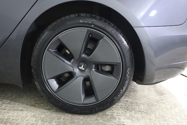 Used Tesla Model 3 2021 for sale - 76323331: Photo 24