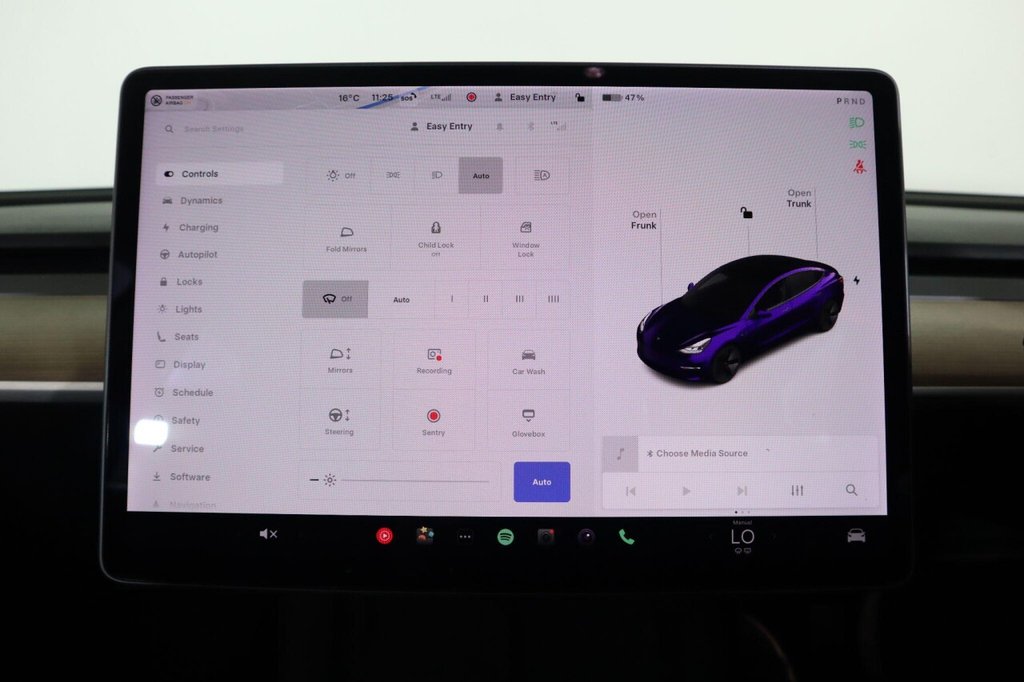 Used Tesla Model 3 2021 for sale - 76323331: Photo 26