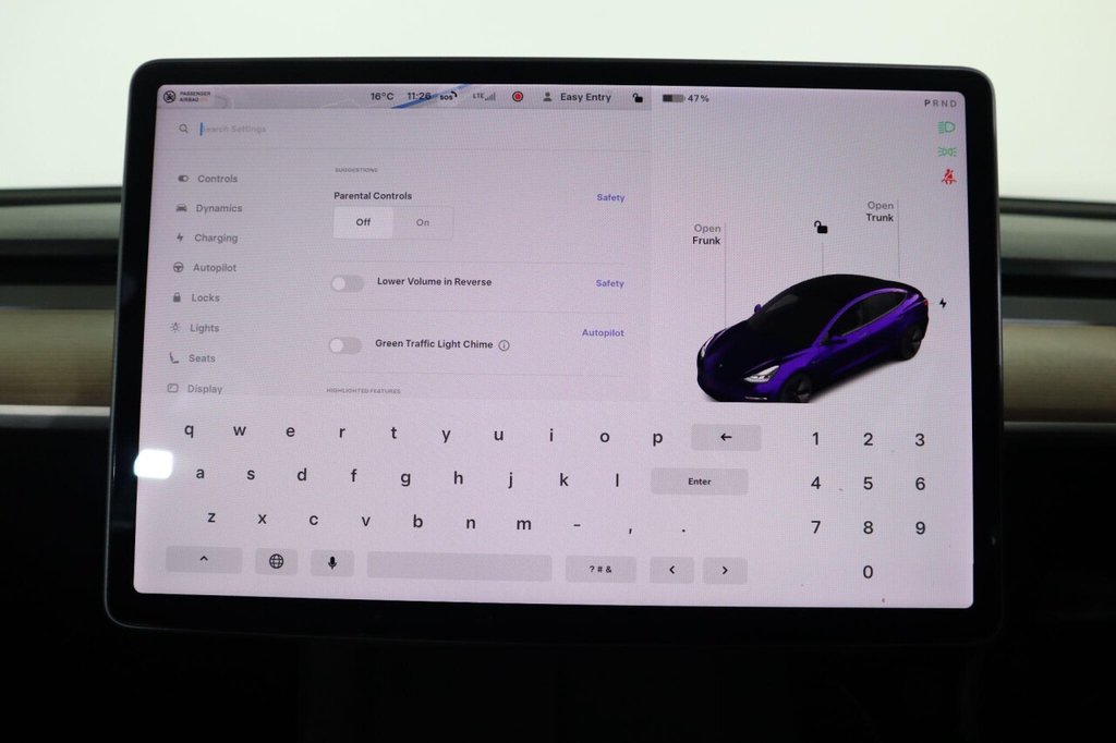 Used Tesla Model 3 2021 for sale - 76323331: Photo 35