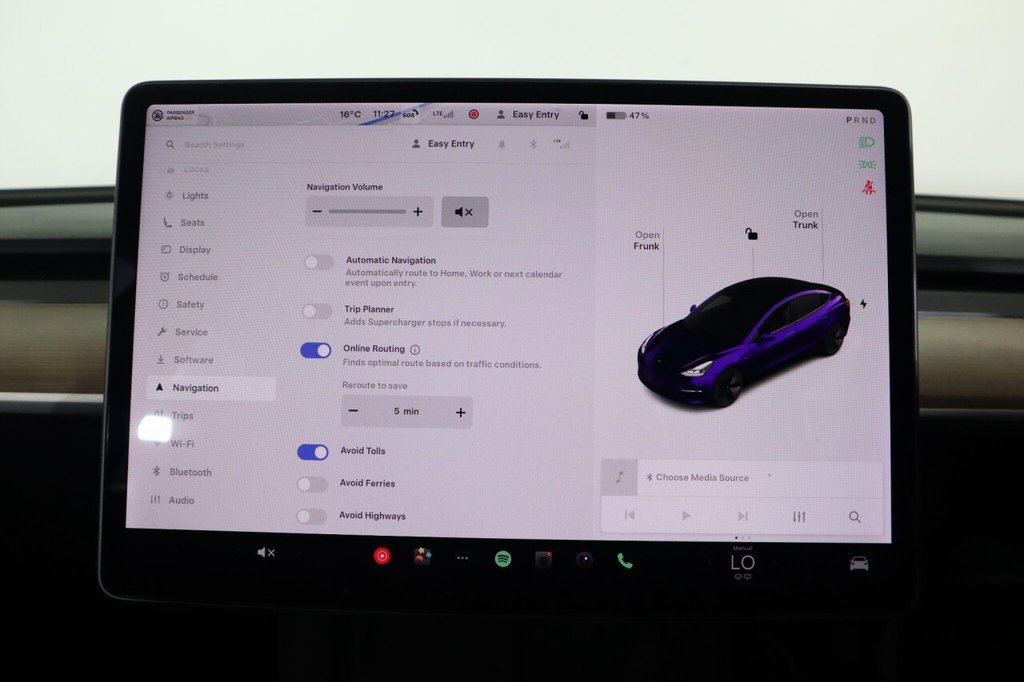 Used Tesla Model 3 2021 for sale - 76323331: Photo 48