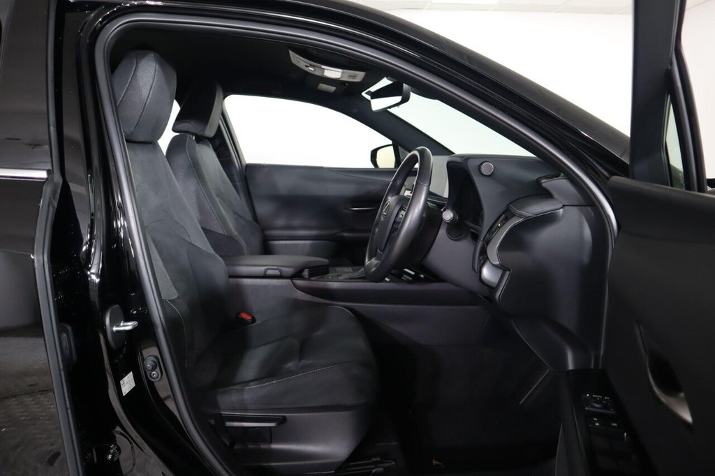 Used Lexus UX 2023 for sale - 76950463: Photo 14