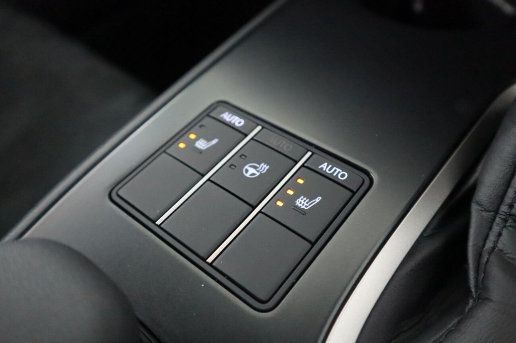 Used Lexus UX 2023 for sale - 76950463: Photo 29