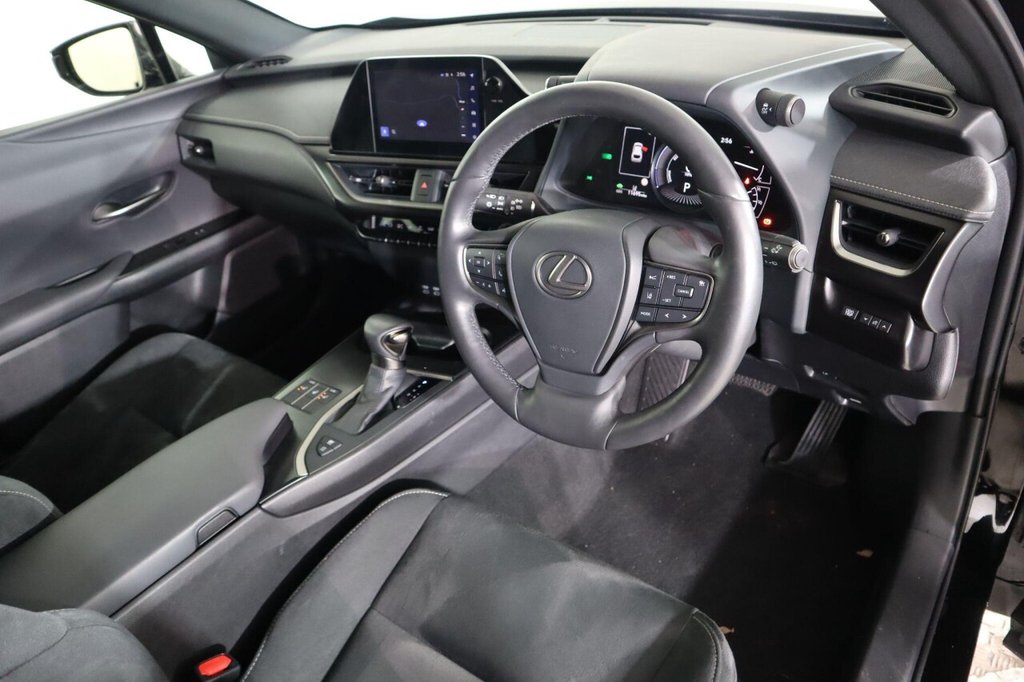 Used Lexus UX 2023 for sale - 76950463: Photo 9