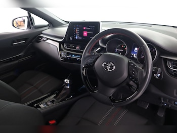 Used Toyota C-HR 2023 for sale - 78781071: Photo