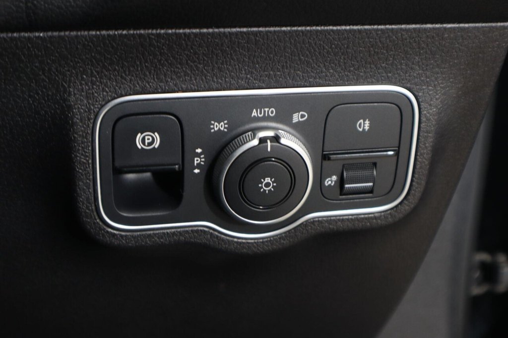 Used Mercedes-Benz GLB 2023 for sale - 77384540: Photo 25