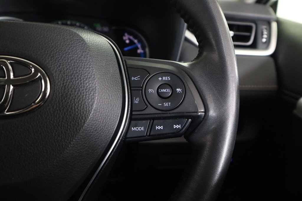 Used Toyota RAV4 2022 for sale - 76323341: Photo 18