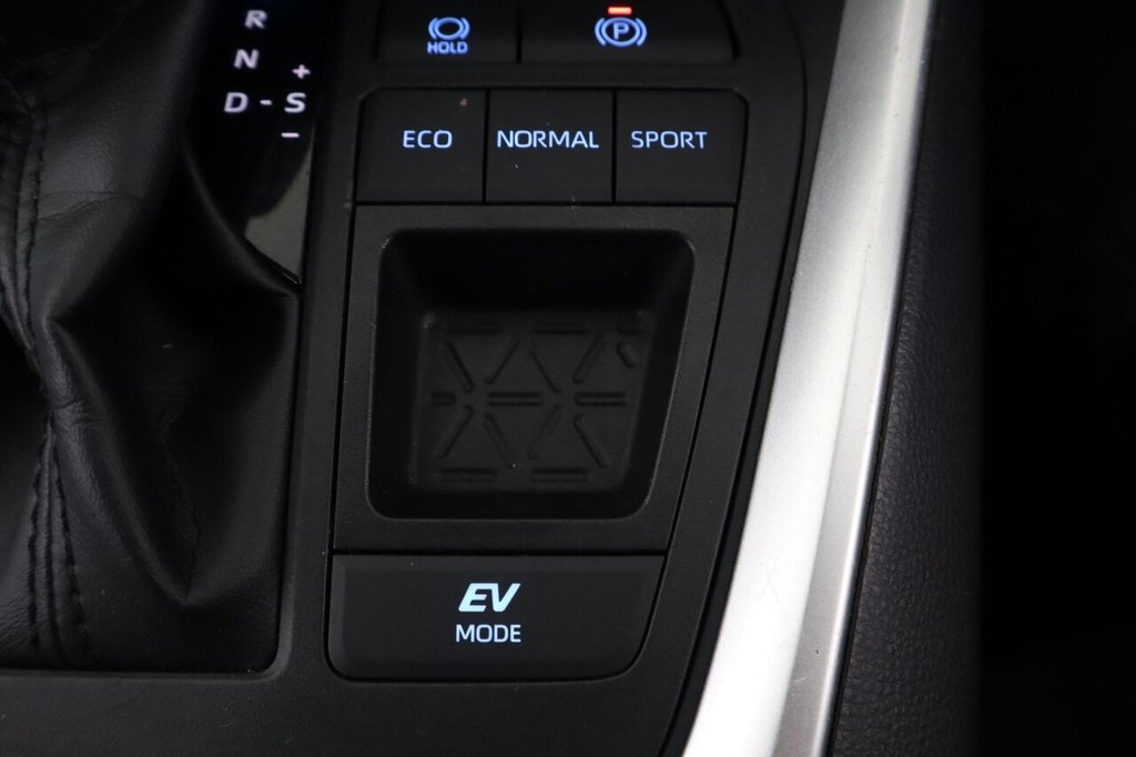 Used Toyota RAV4 2022 for sale - 76323341: Photo 26