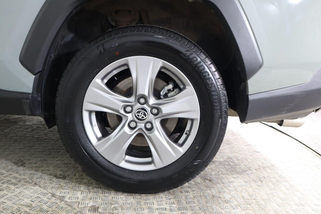 Used Toyota RAV4 2022 for sale - 76323341: Photo 32