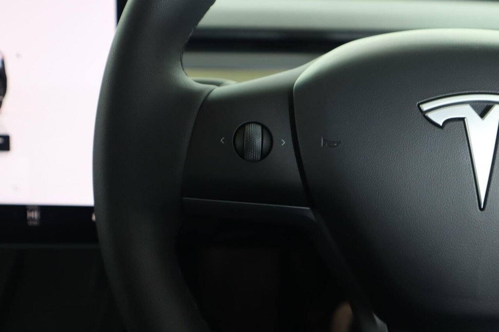 Used Tesla Model Y 2022 for sale - 77327904: Photo 16