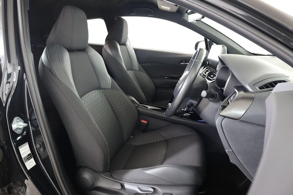 Used Toyota C-HR 2022 for sale - 76313103: Photo 14
