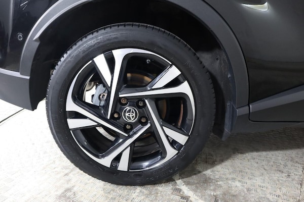 Used Toyota C-HR 2022 for sale - 76313103: Photo 30