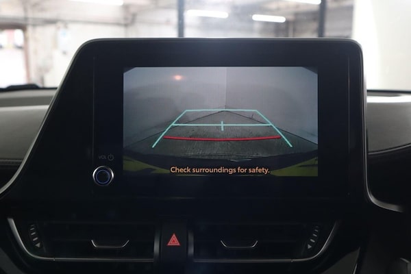 Used Toyota C-HR 2022 for sale - 76313103: Photo 42