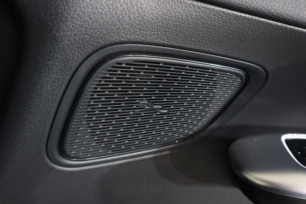 Used Mercedes-Benz GLC 2023 for sale - 77384589: Photo 25