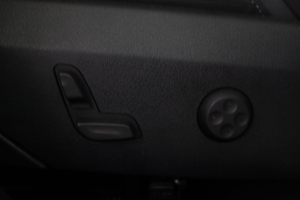 Used Mercedes-Benz GLC 2023 for sale - 77384589: Photo 29