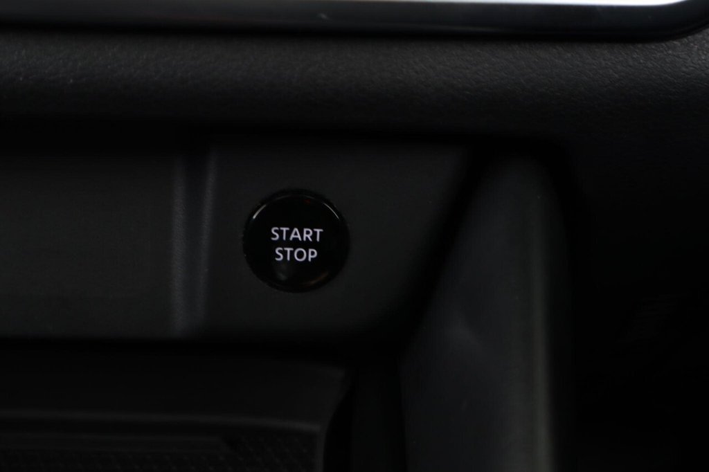 Used Nissan Qashqai 2023 for sale - 78017325: Photo 20