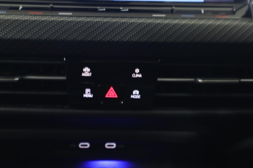 Used Volkswagen Golf 2021 for sale - 77422508: Photo 31