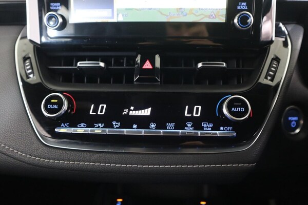 Used Toyota Corolla 2021 for sale - 76256242: Photo 47