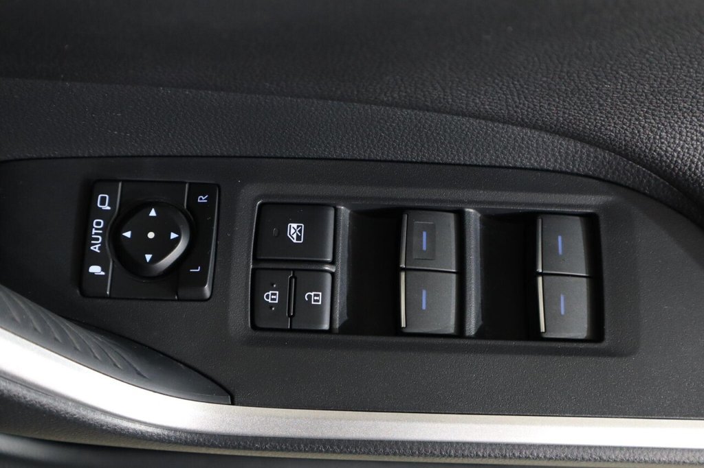 Used Toyota RAV4 2022 for sale - 76632554: Photo 28