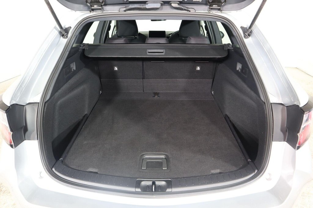 Used Toyota Corolla 2022 for sale - 77048813: Photo 42