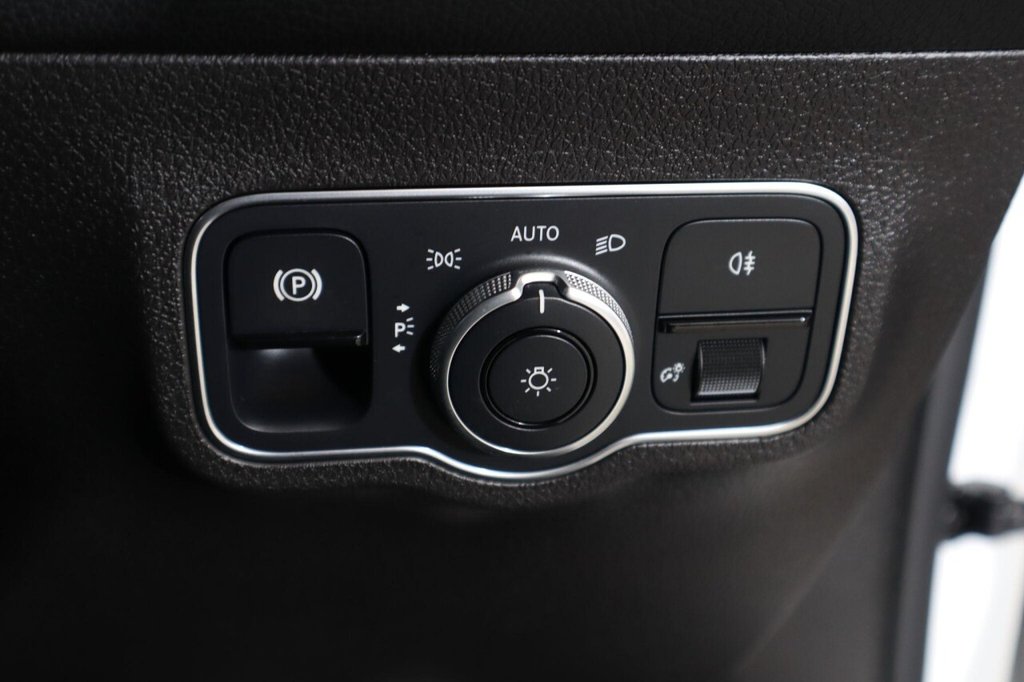 Used Mercedes-Benz GLB 2021 for sale - 76914831: Photo 26