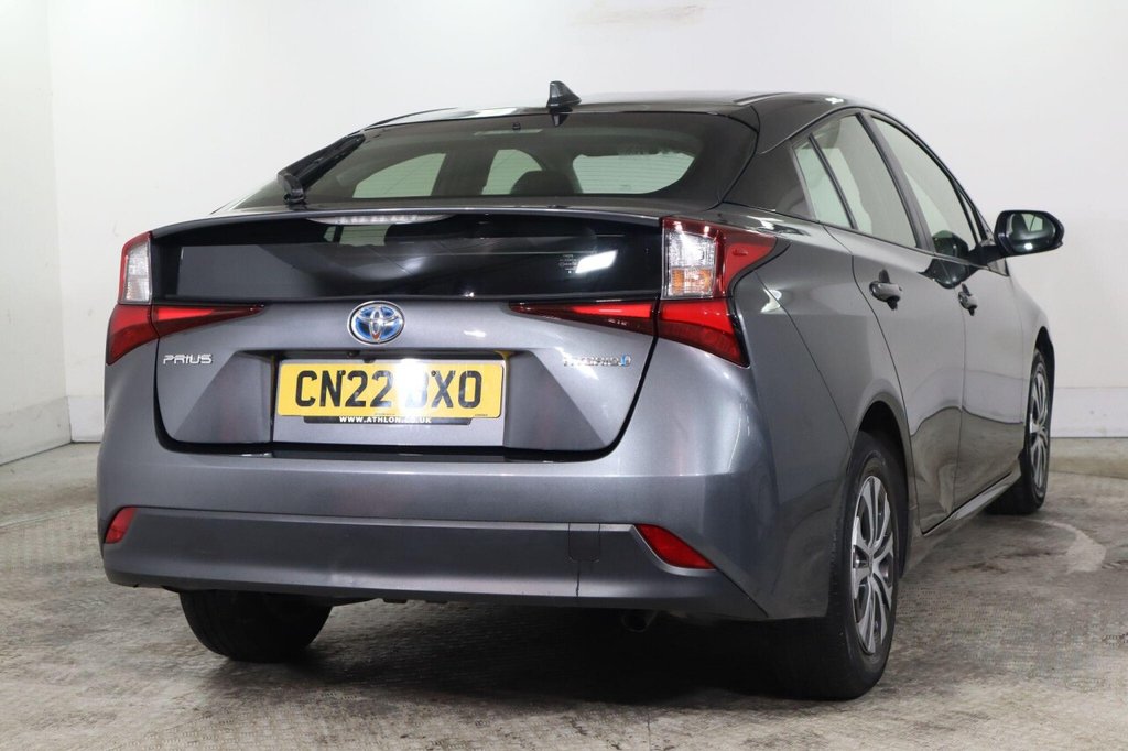 Used Toyota Prius 2022 for sale - 76439182: Photo 11