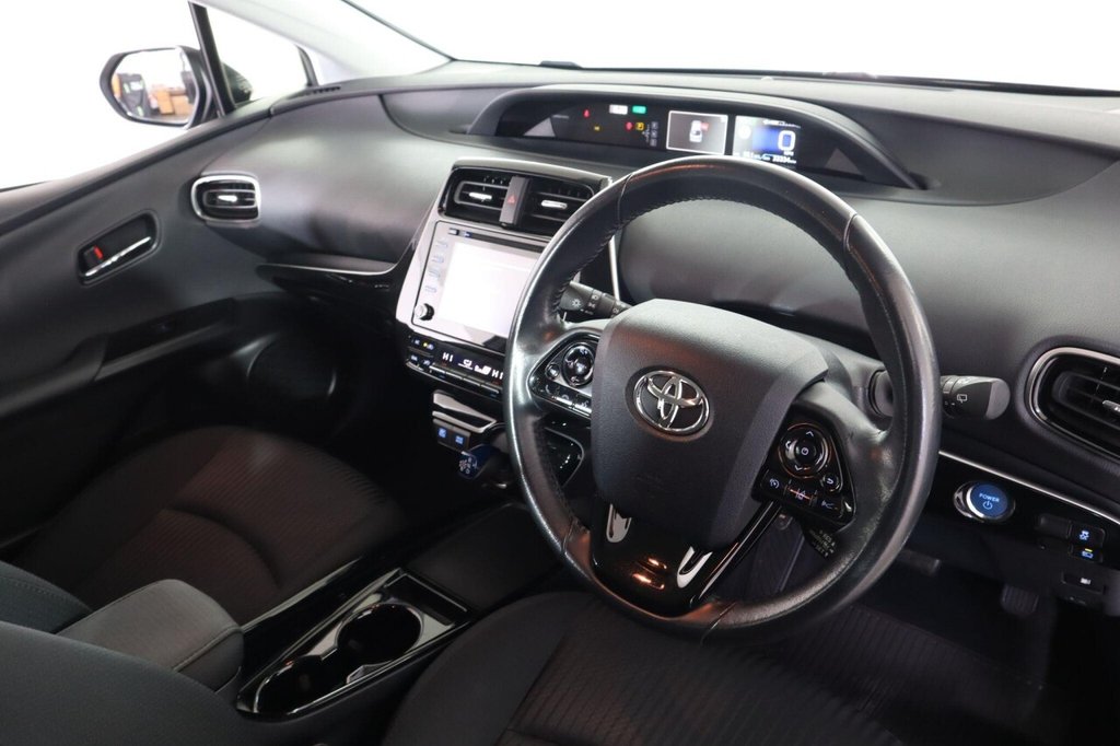 Used Toyota Prius 2022 for sale - 76439182: Photo 12