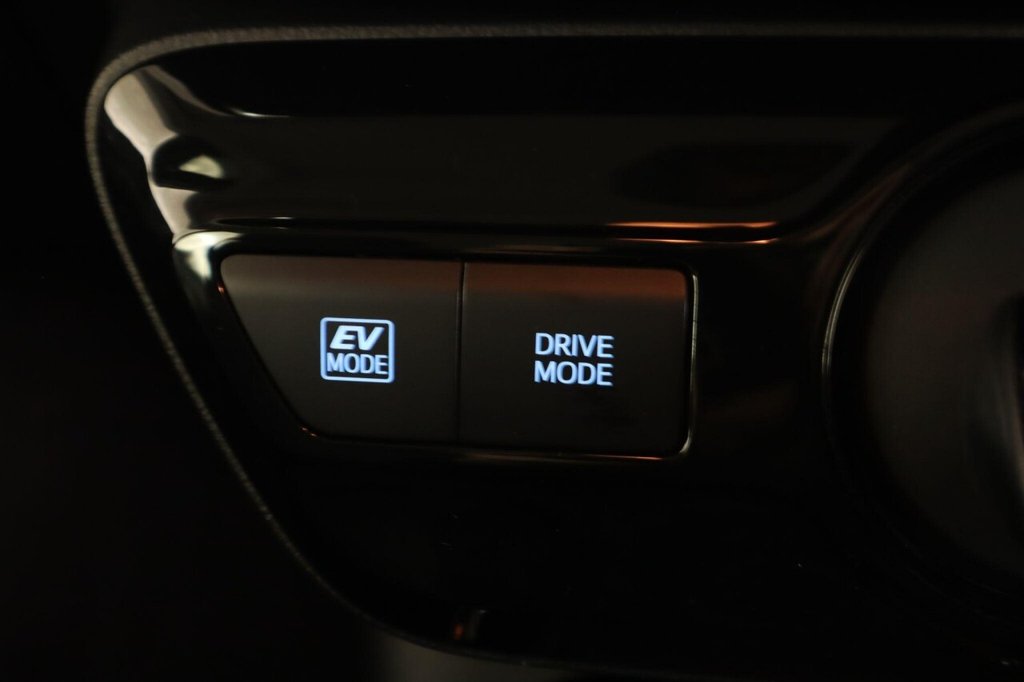 Used Toyota Prius 2022 for sale - 76439182: Photo 23