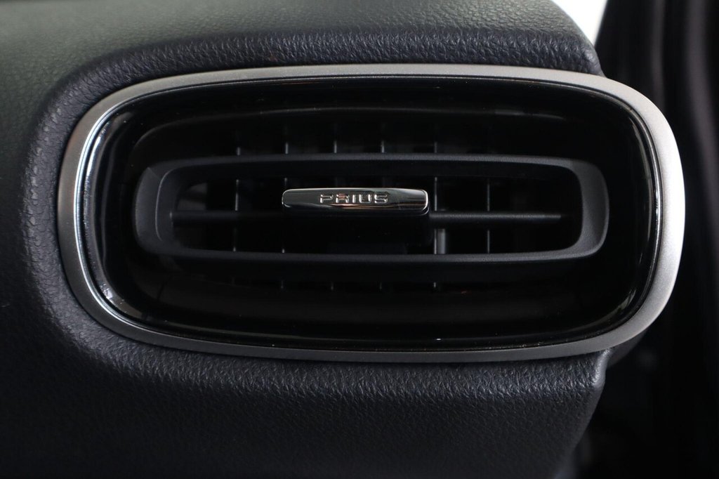 Used Toyota Prius 2022 for sale - 76439182: Photo 24