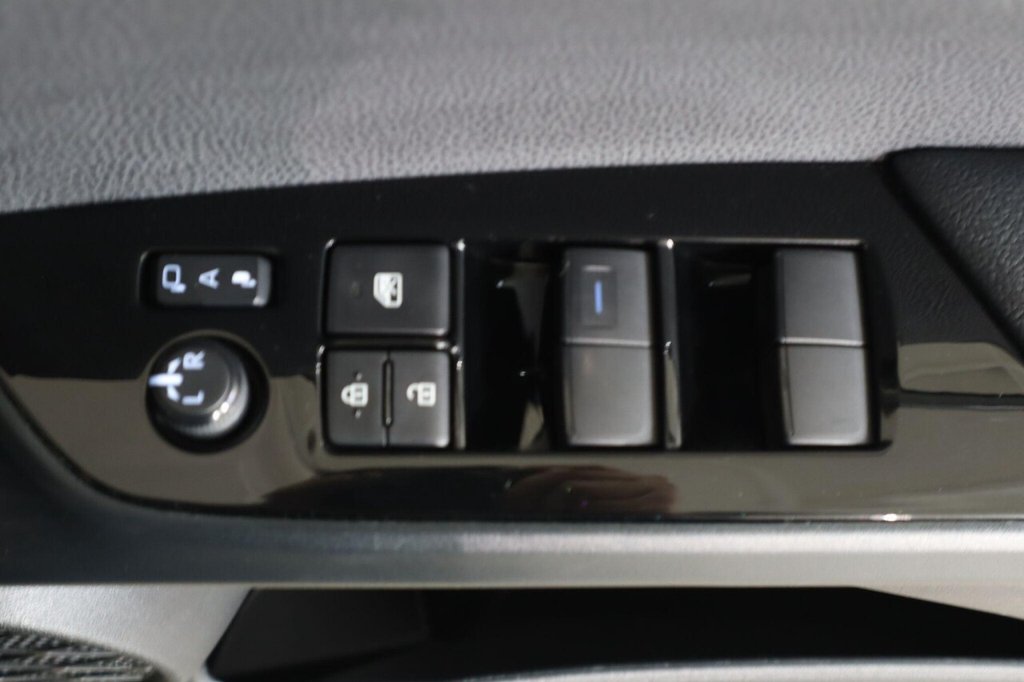 Used Toyota Prius 2022 for sale - 76439182: Photo 26