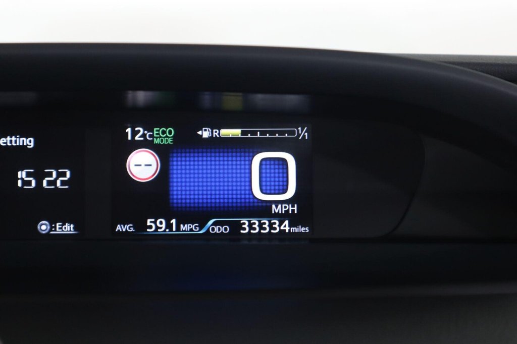 Used Toyota Prius 2022 for sale - 76439182: Photo 33