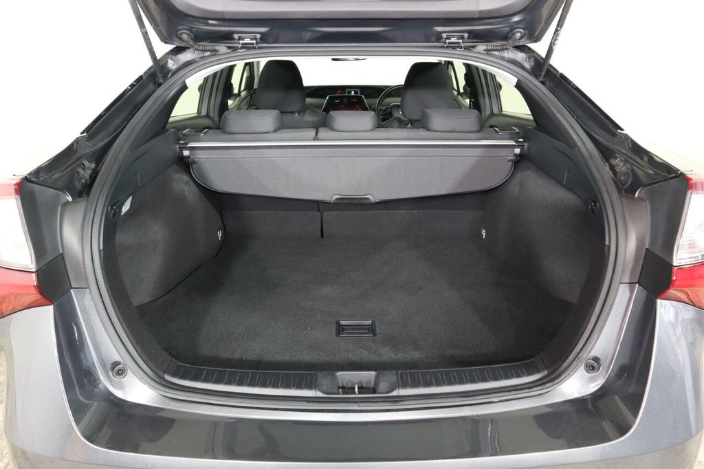 Used Toyota Prius 2022 for sale - 76439182: Photo 45