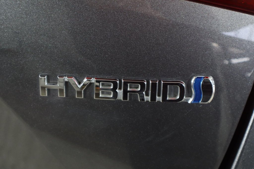 Used Toyota Prius 2022 for sale - 76439182: Photo 49