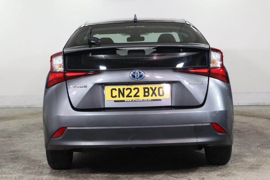 Used Toyota Prius 2022 for sale - 76439182: Photo 9
