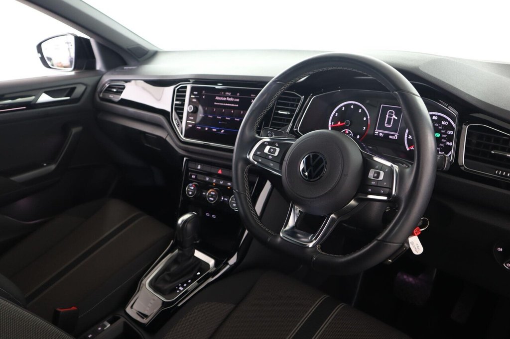 Used Volkswagen T-Roc 2022 for sale - 77250460: Photo 10