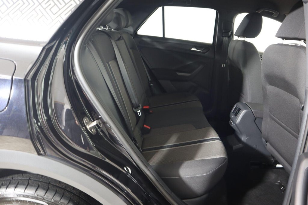 Used Volkswagen T-Roc 2022 for sale - 77250460: Photo 15
