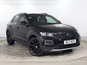 Used Volkswagen T-Roc 2022 for sale - 77250460: Photo
