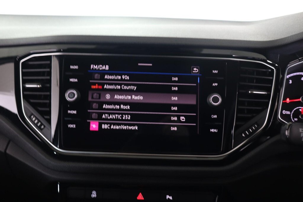 Used Volkswagen T-Roc 2022 for sale - 77250460: Photo 32