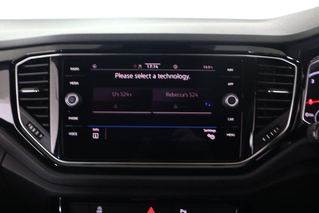 Used Volkswagen T-Roc 2022 for sale - 77250460: Photo 34