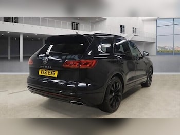 Used Volkswagen Touareg 2021 for sale - 77551662: Photo