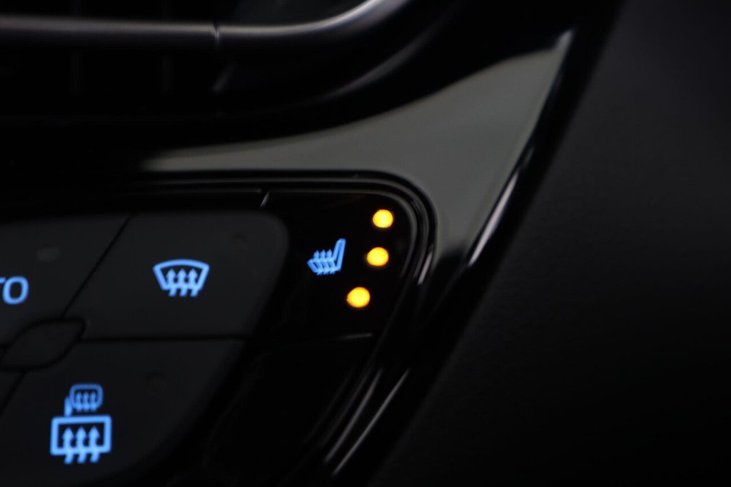 Used Toyota C-HR 2023 for sale - 77250778: Photo 22