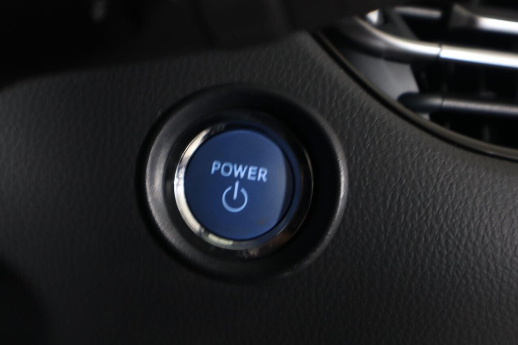 Used Toyota C-HR 2023 for sale - 77250778: Photo 24