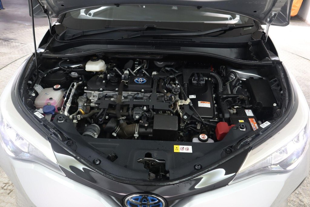 Used Toyota C-HR 2023 for sale - 77250778: Photo 28