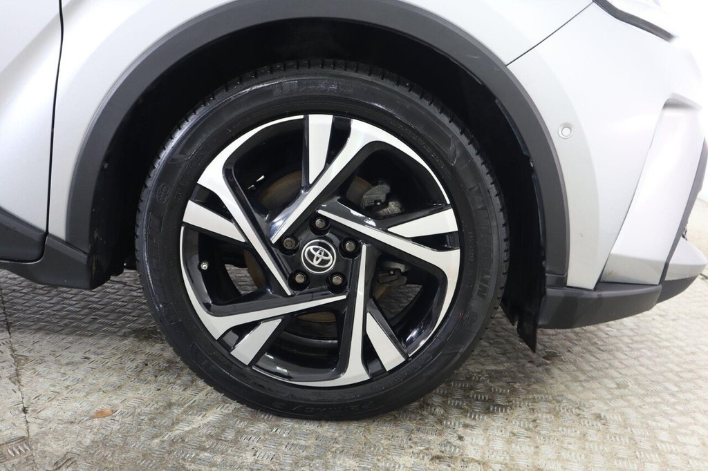 Used Toyota C-HR 2023 for sale - 77250778: Photo 29