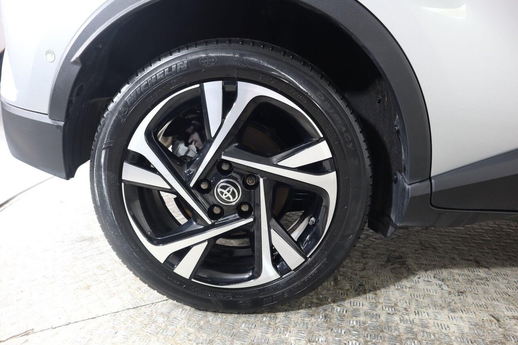 Used Toyota C-HR 2023 for sale - 77250778: Photo 30