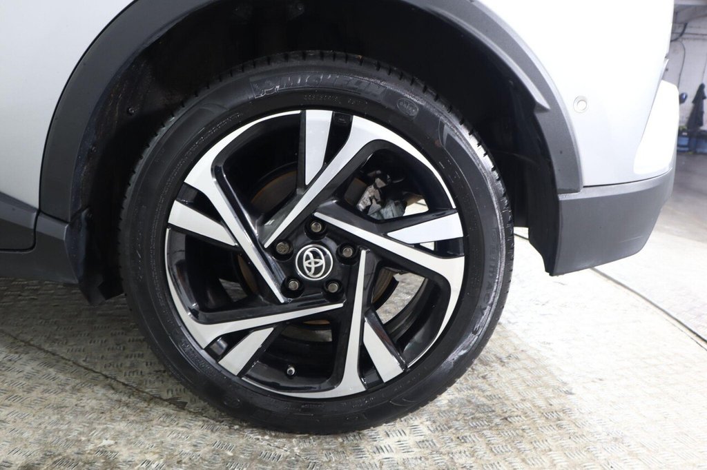 Used Toyota C-HR 2023 for sale - 77250778: Photo 31