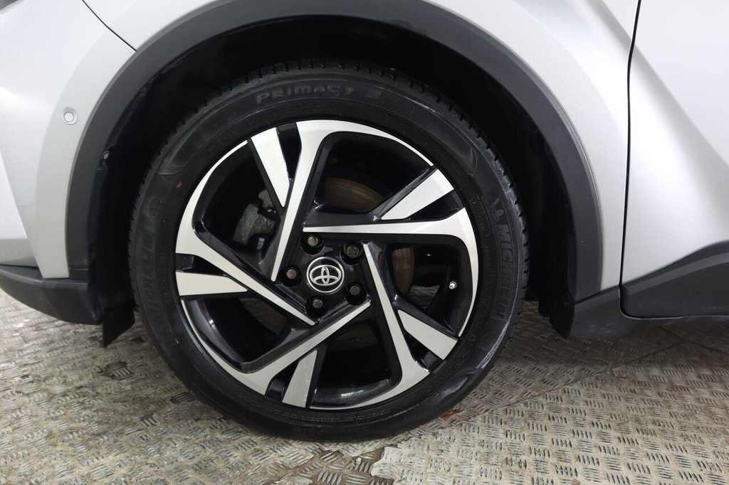 Used Toyota C-HR 2023 for sale - 77250778: Photo 32