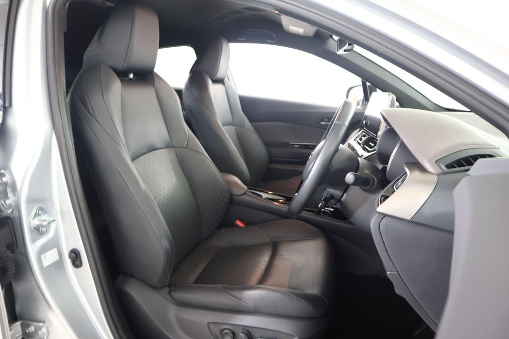 Used Toyota C-HR 2023 for sale - 77719791: Photo 14
