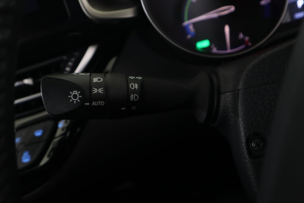 Used Toyota C-HR 2023 for sale - 77719791: Photo 21