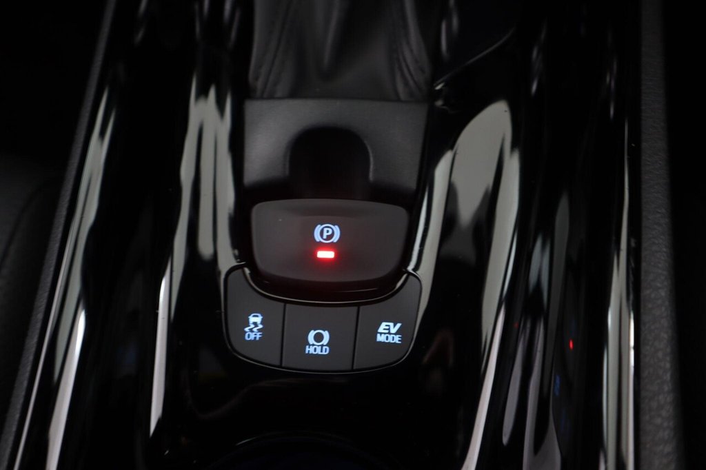 Used Toyota C-HR 2023 for sale - 77719791: Photo 25