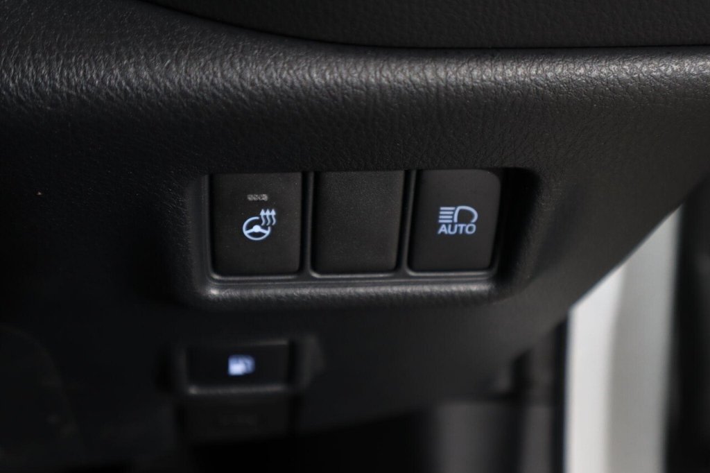 Used Toyota C-HR 2023 for sale - 77719791: Photo 27